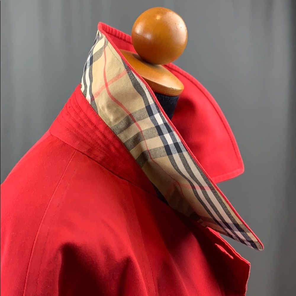 Burberrys’ Women’s Red Raincoat,Markfield